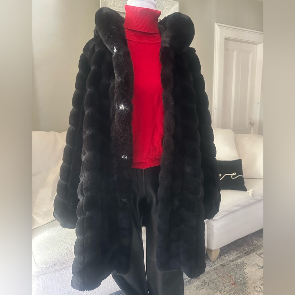 JONES NEW YORK Mobwife Grooved Faux Fur Hooded Coat Black Teddy Jacket Size M